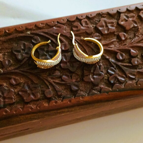 925 Pave Twisted Hoop Earrings Gold over Sterling Silver Pierced - Picture 12 of 13